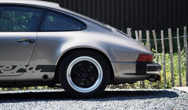 Porsche 911 3.0 SC Coupé 915 1982 – Vendue complet