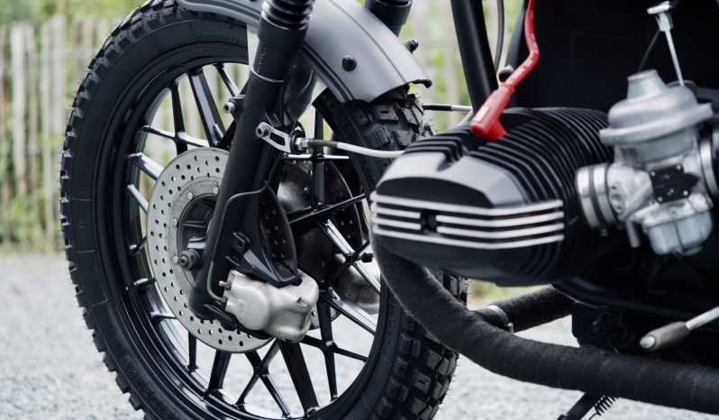 Réalisation Scrambler sur notre BMW R100 RS 1978 – Vendue complet