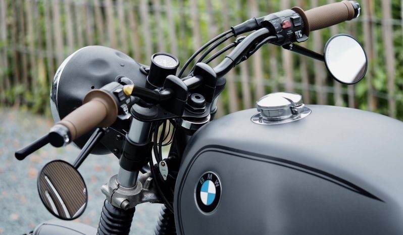 Réalisation Scrambler sur notre BMW R100 RS 1978 – Vendue complet