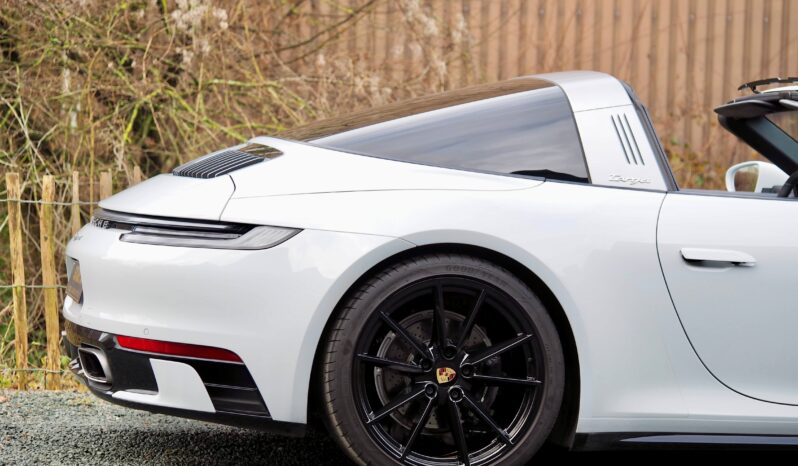 Porsche 992 TARGA 4 PDK – 2021 complet