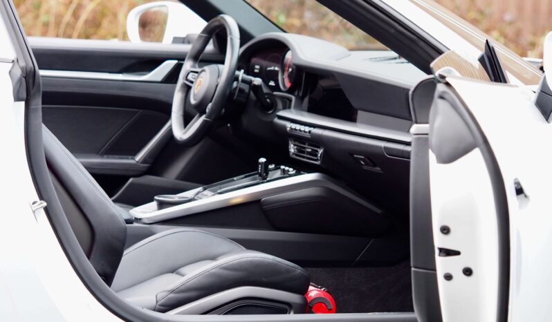 Porsche 992 TARGA 4 PDK – 2021 complet