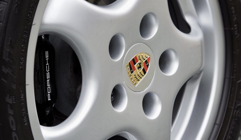 Porsche 994 Carrera 4 3.6 BV6 – 1992 complet