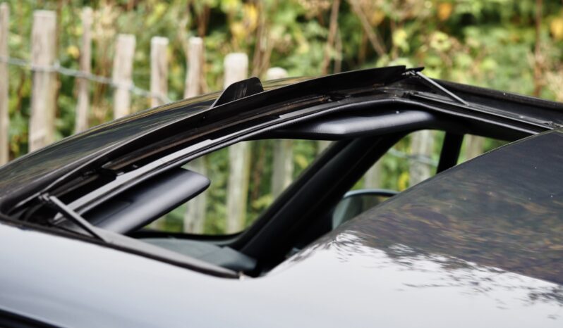 Porsche 994 Carrera 4 3.6 BV6 – 1992 complet