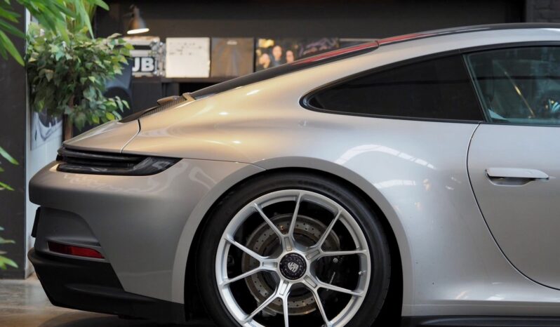 Porsche 992.1 GT3 Touring 4.0 PDK – 2022 complet