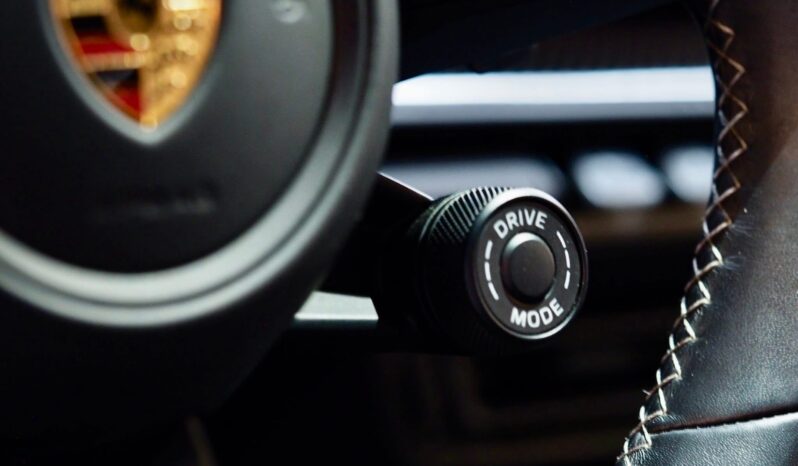 Porsche 992.1 GT3 Touring 4.0 PDK – 2022 complet