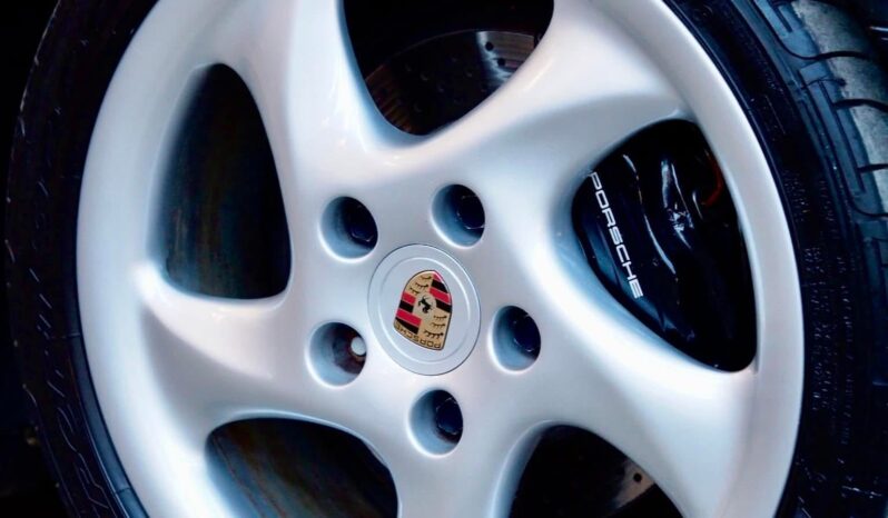 Porsche 993 Carrera 3.6 Coupé BV6 – 1994 – Vendue complet