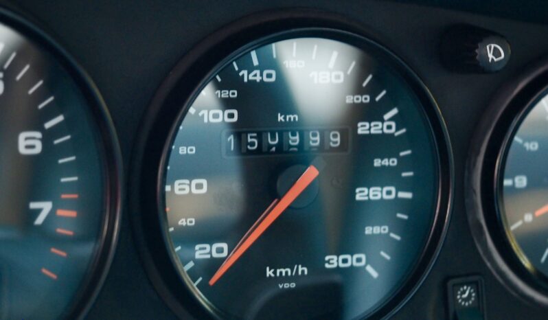 Porsche 993 Carrera 3.6 Coupé BV6 – 1994 – Vendue complet