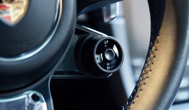 Porsche 991.2 Carrera 4 GTS 3.0 PDK Coupé – 2017 – Vendue complet