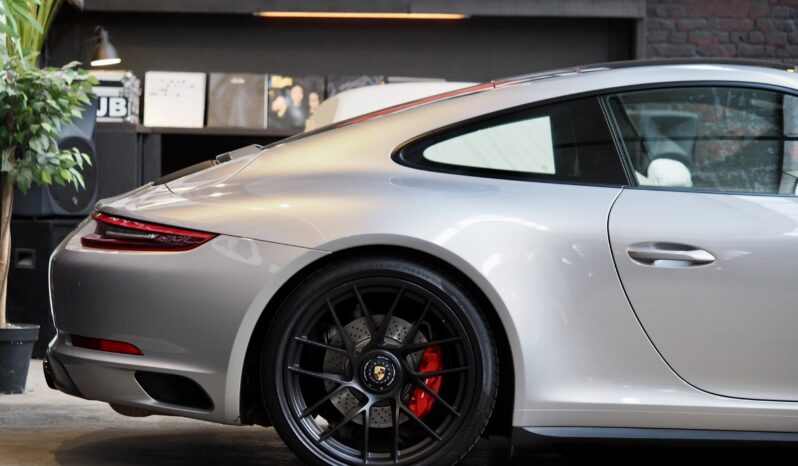 Porsche 991.2 Carrera 4 GTS 3.0 PDK Coupé – 2017 – Vendue complet