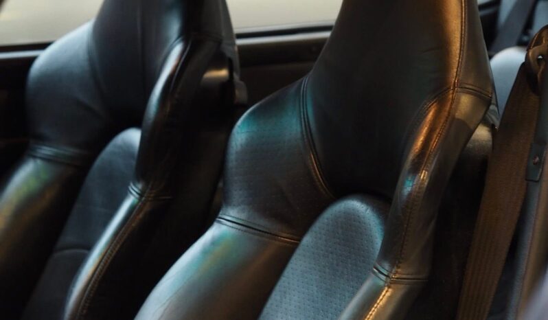 Porsche 993 Carrera 4 Coupé 3.6 BV6 Varioram – 1996 – Vendue complet