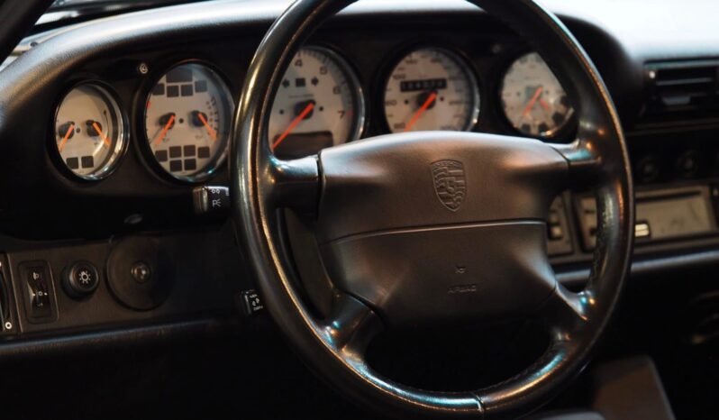 Porsche 993 Carrera 4 Coupé 3.6 BV6 Varioram – 1996 – Vendue complet