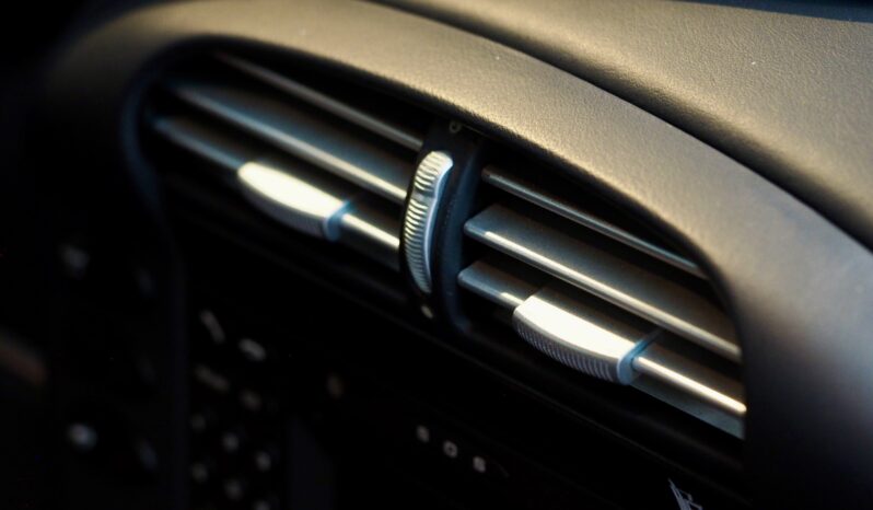 Porsche 996 Carrera 4S 3.6 Coupé BV6 – 2004 complet