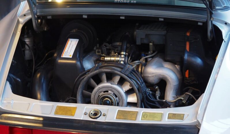 Porsche 911 Carrera 3.2 G50 Coupé – 1987 complet