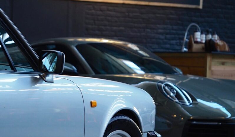 Porsche 911 Carrera 3.2 G50 Coupé – 1987 complet