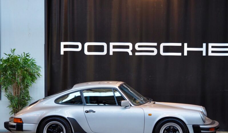 Porsche 911 Carrera 3.2 G50 Coupé – 1987 complet