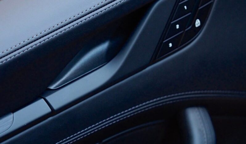 Porsche 992.2 Carrera 4 GTS 3.6 T-Hybrid Cabriolet – 2025 complet