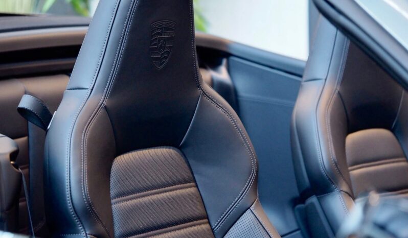 Porsche 992.2 Carrera 4 GTS 3.6 T-Hybrid Cabriolet – 2025 complet