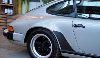 Porsche 911 Carrera 3.2 G50 Coupé – 1987 complet