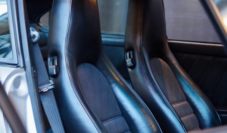 Porsche 911 Carrera 3.2 G50 Coupé – 1987 complet