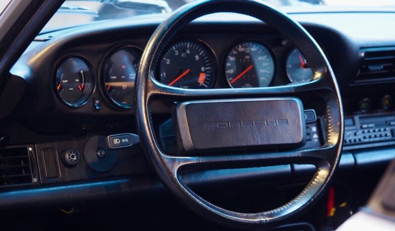 Porsche 911 Carrera 3.2 G50 Coupé – 1987 complet