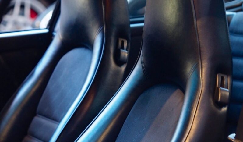 Porsche 911 Carrera 3.2 G50 Coupé – 1987 complet