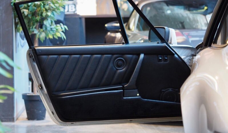 Porsche 911 Carrera 3.2 G50 Coupé – 1987 complet