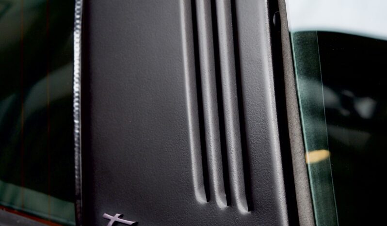 Porsche 911 Carrera 3.2 Targa 915 – 1984 complet