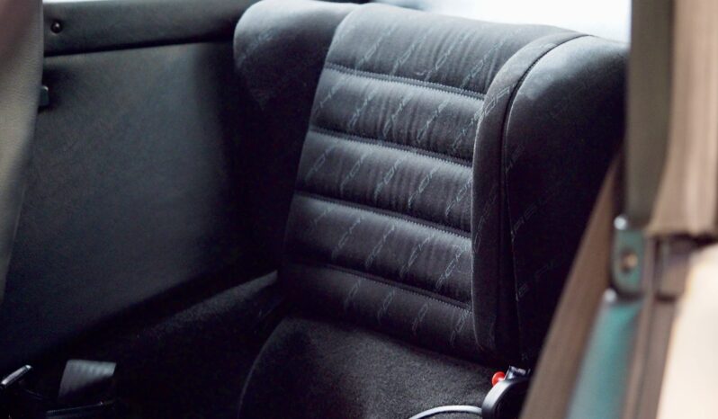 Porsche 911 Carrera 3.2 Targa 915 – 1984 complet
