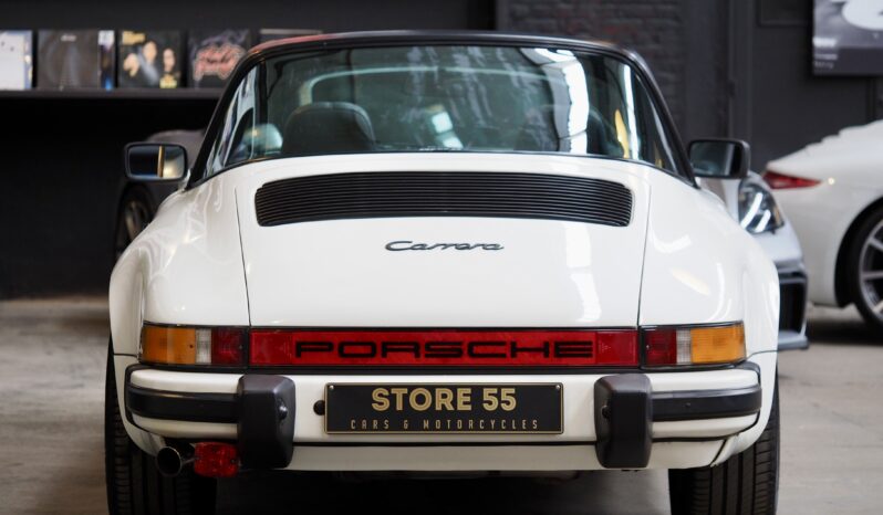 Porsche 911 Carrera 3.2 Targa 915 – 1984 complet