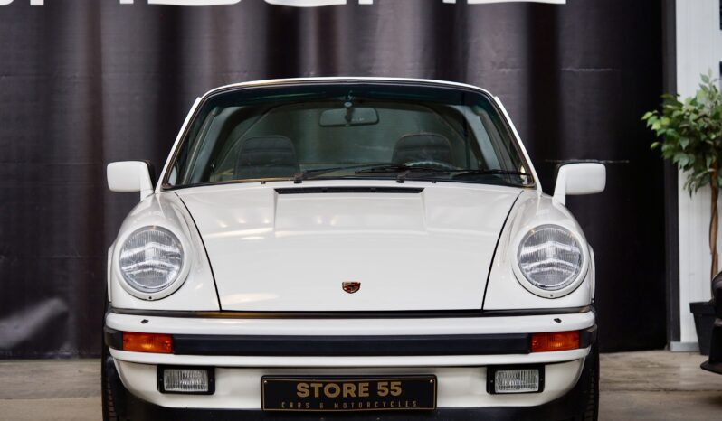 Porsche 911 Carrera 3.2 Targa 915 – 1984 complet
