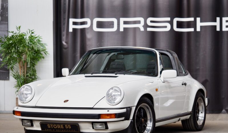 Porsche 911 Carrera 3.2 Targa 915 – 1984 complet