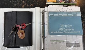 Porsche 911 Carrera 3.2 Targa 915 – 1984 complet