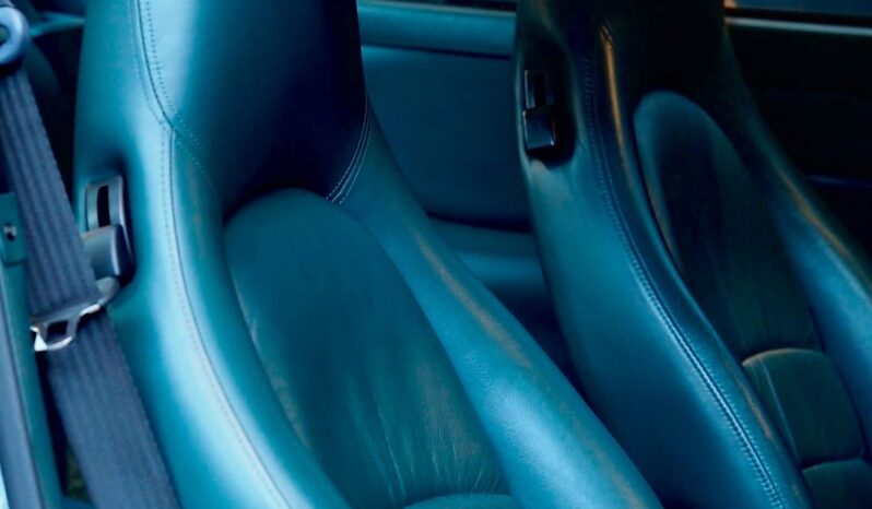 Porsche 993 Carrera 4 3.6 Coupé BV6 – 1995 complet