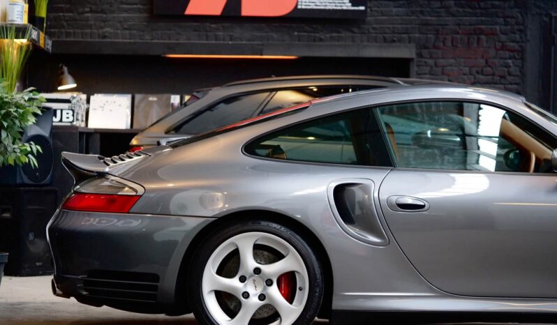Porsche 996.2 Turbo 3.6 Coupé BV6 – 2003 – Vendue complet